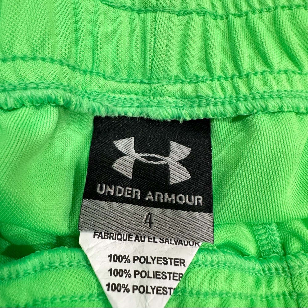 Boys Under Armour Shorts - Picture 7 of 11